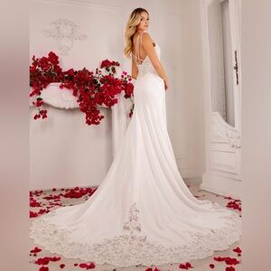 🚨 BRIDAL BLOWOUT SALE! NWT Elegant White Ivory Georgette & Lace Wedding Dress